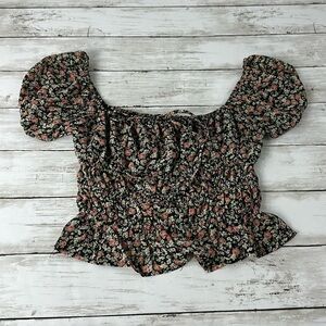 FOREVER 21 SZ S crop puffy sleeve floral top